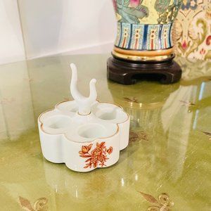 Vintage Lefton 24 Kt Gold accent Ring and Lipstick holder 3.5 x 3.5  txprettylit